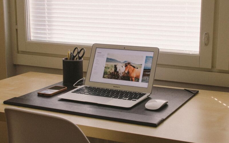 Practical guide: Your first lasting message